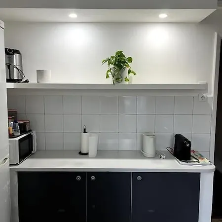 Quarto em Acomodações Particulares Habitación Grande 3 Centro Lisboa